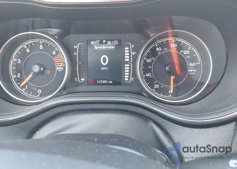 2020 Jeep Cherokee Latitude Plus 4X4 from USA, damaged, VIN 1C4PJMLB0LD579729